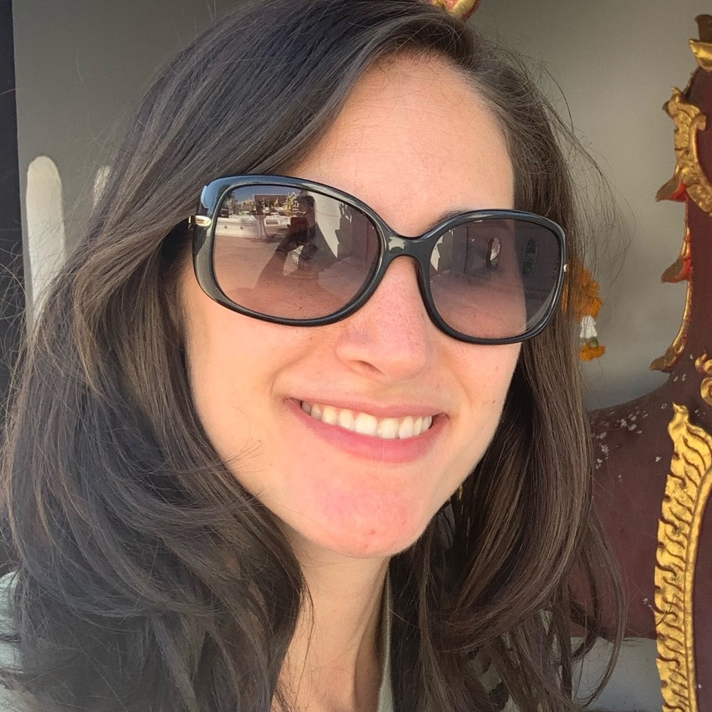 Meet your Posher, Courtney